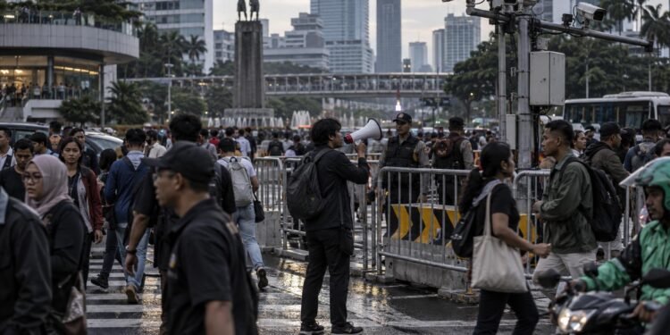Public disorder and urban public space in Neo Republica Civic Studies